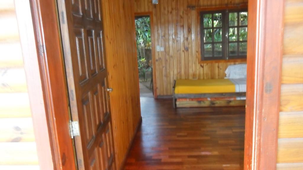 Panambi Lodge B&B プエルト・イグアス エクステリア 写真